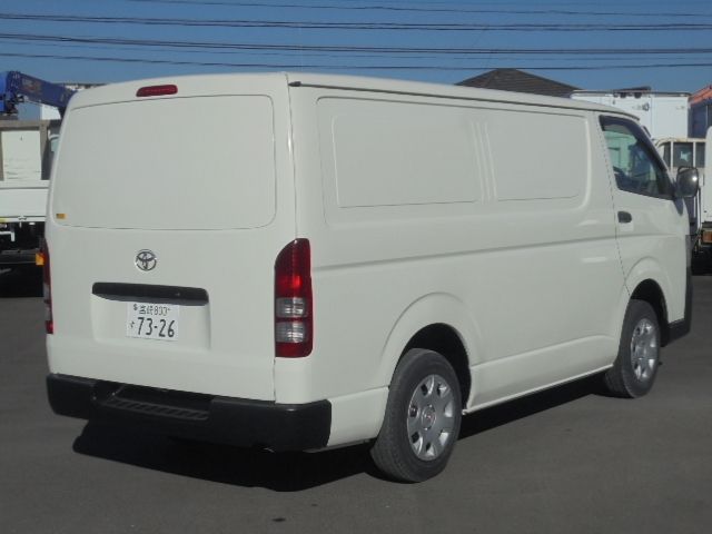 TOYOTA HIACE van 2WD 2010