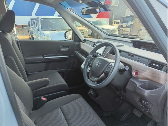 HONDA FREED HYBRID 2020