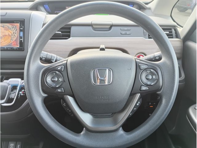 HONDA FREED HYBRID 2020