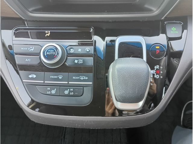 HONDA FREED HYBRID 2020