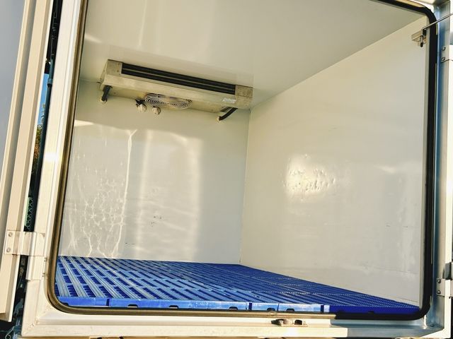 MITSUBISHI MINICAB truck 4WD 2017