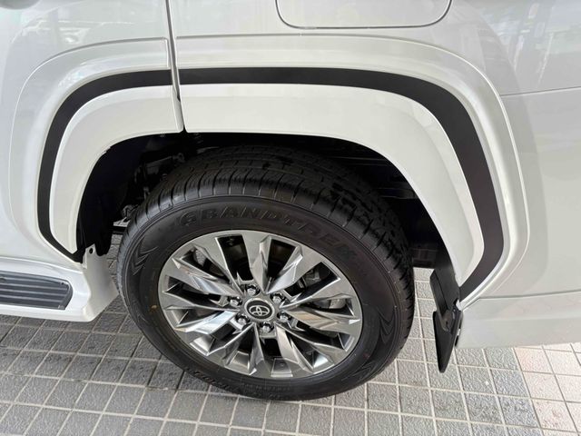 TOYOTA LANDCRUISER wagon 2024