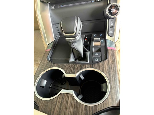 TOYOTA LANDCRUISER wagon 2024