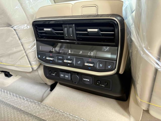 TOYOTA LANDCRUISER wagon 2024