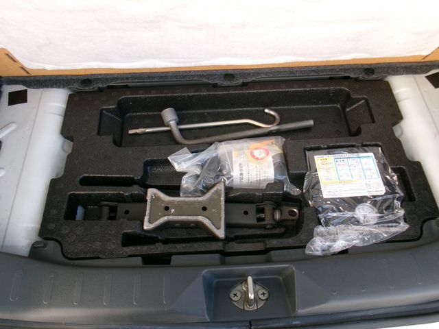 SUZUKI PALETTE SW 2013