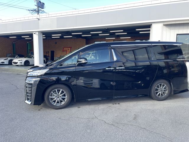 TOYOTA VELLFIRE 2018