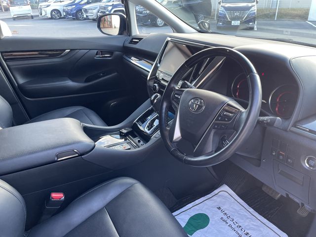 TOYOTA VELLFIRE 2018