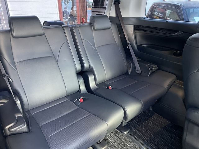 TOYOTA VELLFIRE 2018