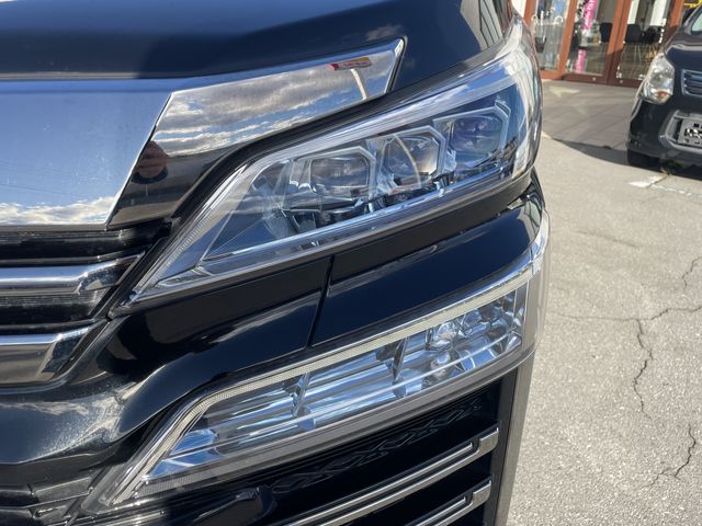 TOYOTA VELLFIRE 2018