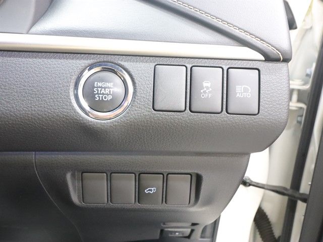 TOYOTA HARRIER 2WD 2017