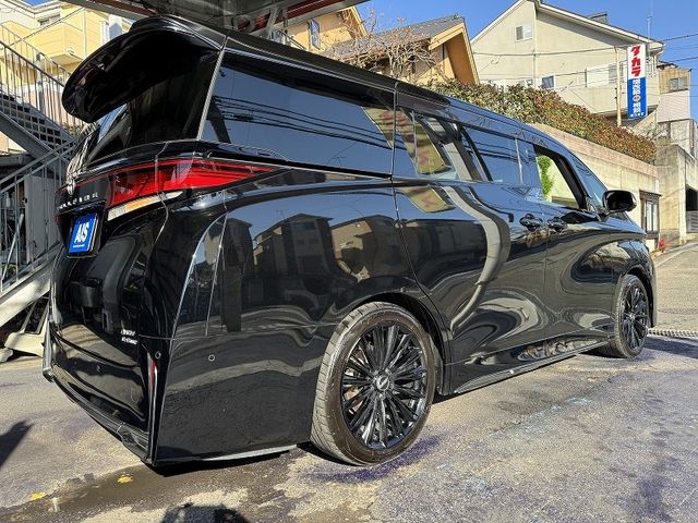 TOYOTA VELLFIRE  HYBRID 4WD 2024