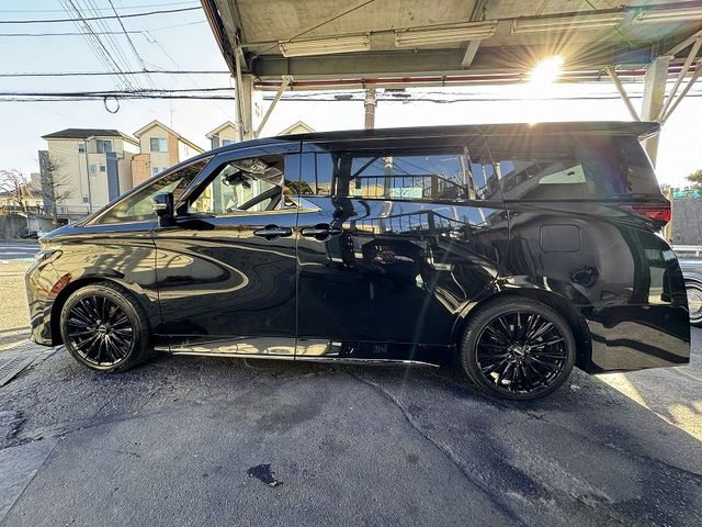 TOYOTA VELLFIRE  HYBRID 4WD 2024