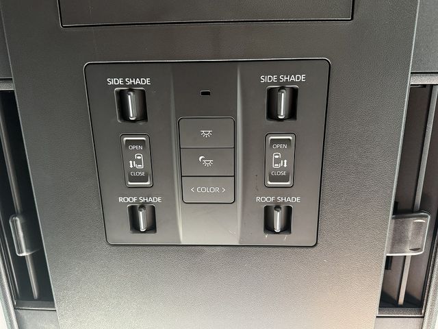 TOYOTA VELLFIRE  HYBRID 4WD 2024