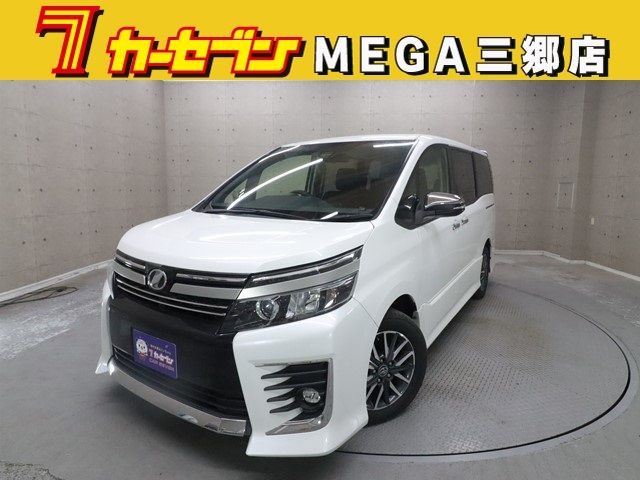 TOYOTA VOXY 2016