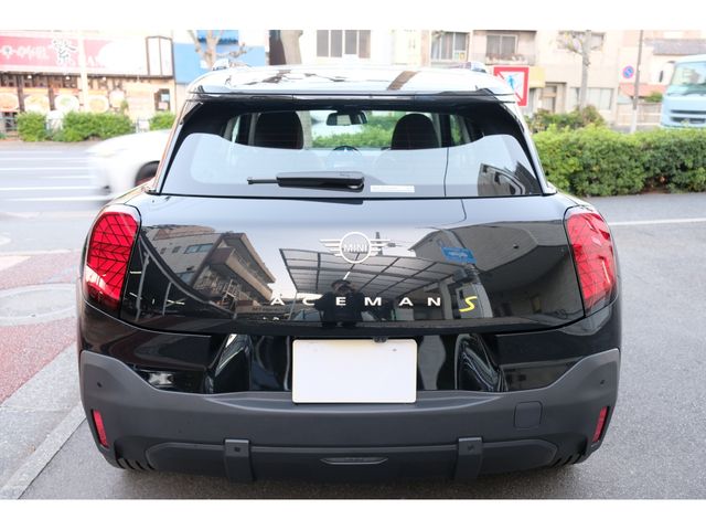 BMW MINI ACEMAN 2025