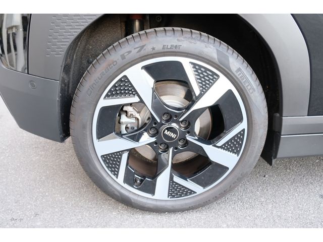 BMW MINI ACEMAN 2025