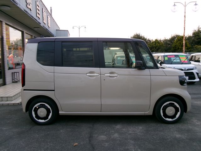 HONDA N BOX 2025