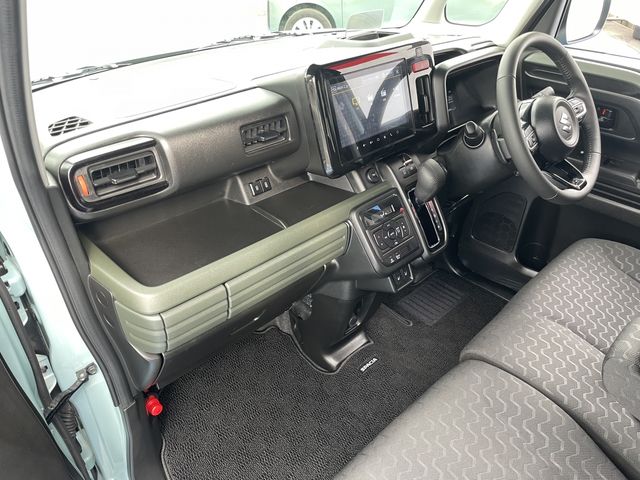 SUZUKI Spacia GEAR 4WD 2025