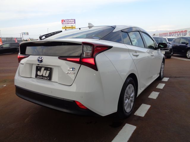 TOYOTA PRIUS 4WD 2020