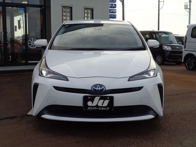 TOYOTA PRIUS 4WD 2020
