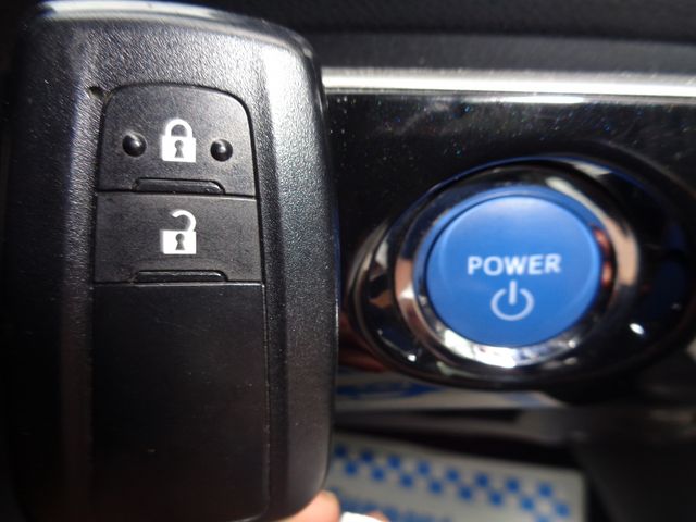 TOYOTA PRIUS 4WD 2020