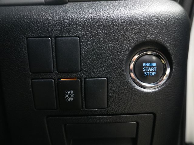 TOYOTA VELLFIRE 2015