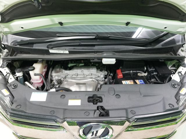 TOYOTA VELLFIRE 2015