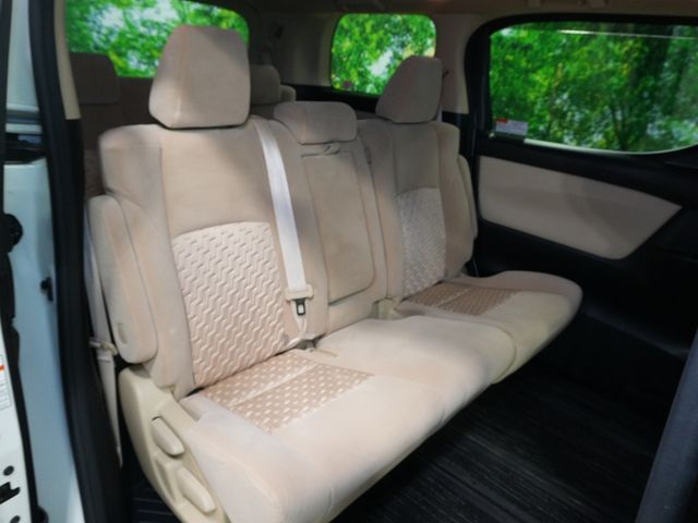 TOYOTA VELLFIRE 2015