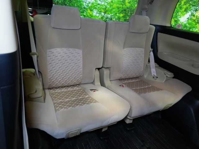 TOYOTA VELLFIRE 2015