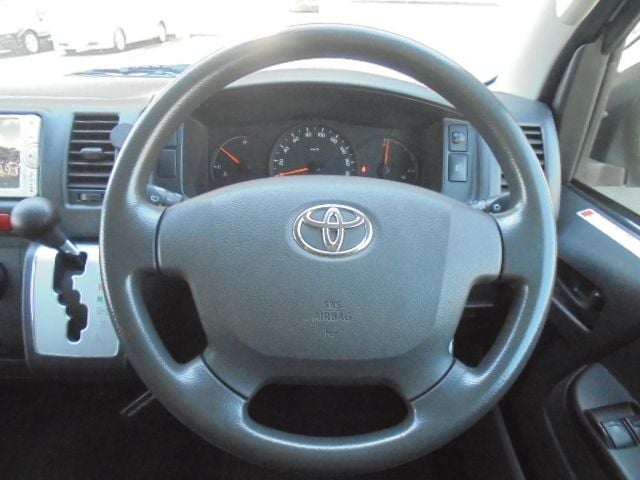 TOYOTA HIACE van 2WD 2014