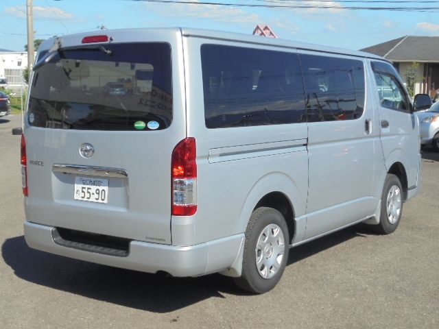 TOYOTA HIACE van 2WD 2014