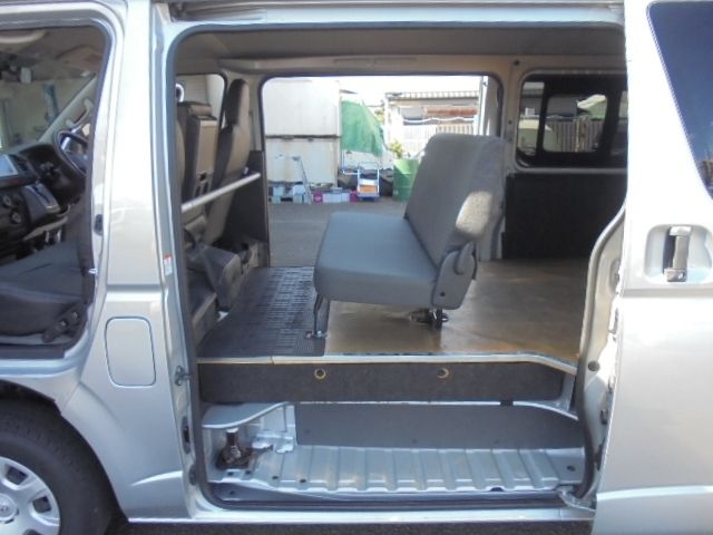 TOYOTA HIACE van 2WD 2014