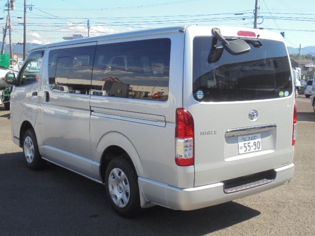 TOYOTA HIACE van 2WD 2014