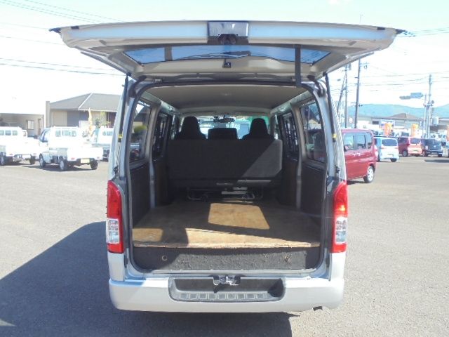 TOYOTA HIACE van 2WD 2014