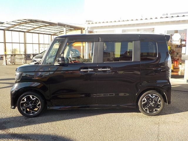 HONDA N BOX CUSTOM 2020