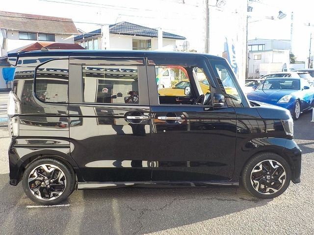 HONDA N BOX CUSTOM 2020