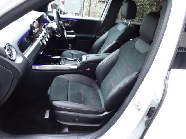 MERCEDES BENZ MERCEDES BENZ GLB 2024