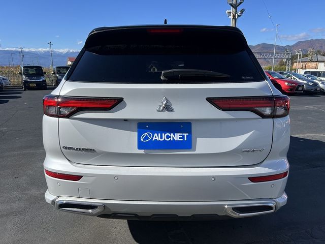 MITSUBISHI OUTLANDER PHEV 2022