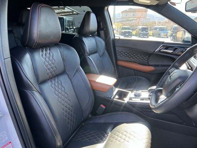 MITSUBISHI OUTLANDER PHEV 2022