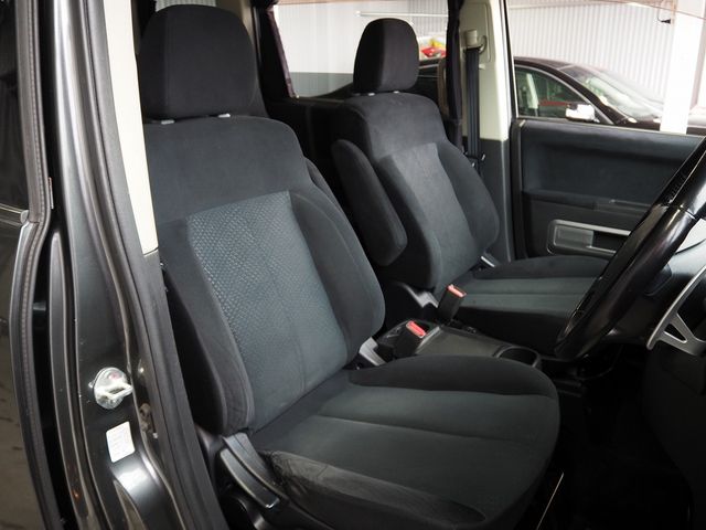 MITSUBISHI DELICA D:5 4WD 2013