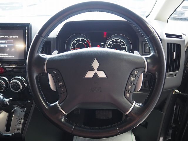 MITSUBISHI DELICA D:5 4WD 2013