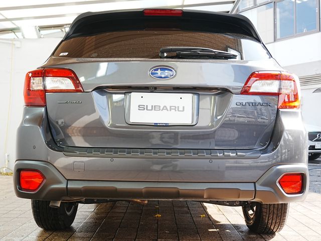SUBARU LEGACY OUTBACK 2020