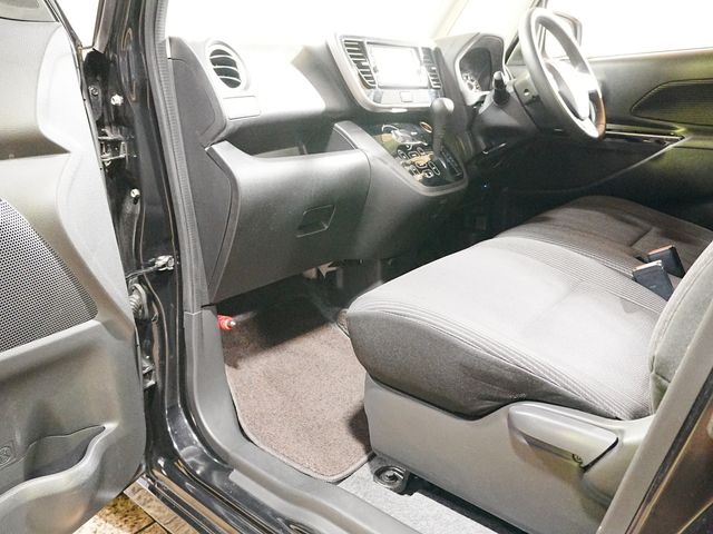 NISSAN DAYZ ROOX 2020