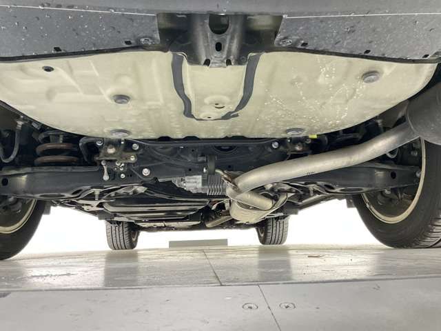 TOYOTA HARRIER HYBRID 2014