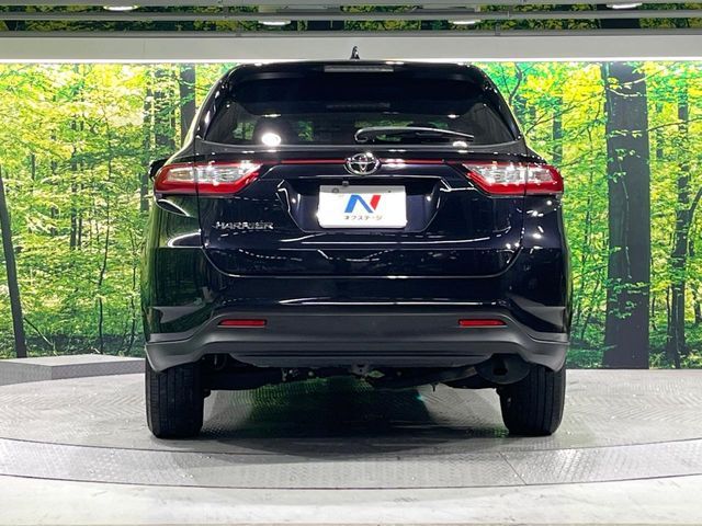 TOYOTA HARRIER 2WD 2019