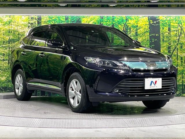 TOYOTA HARRIER 2WD 2019