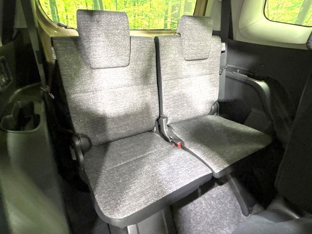 TOYOTA SIENTA HYBRID 2025