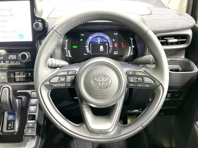 TOYOTA SIENTA HYBRID 2025