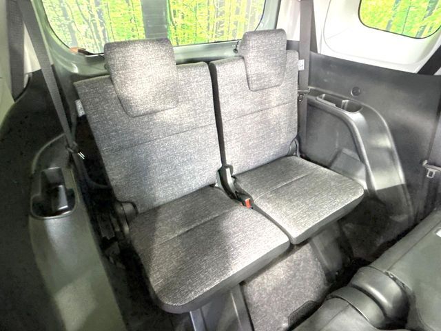 TOYOTA SIENTA HYBRID 2025