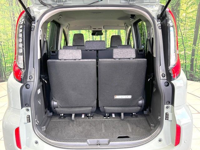 TOYOTA SIENTA HYBRID 2025